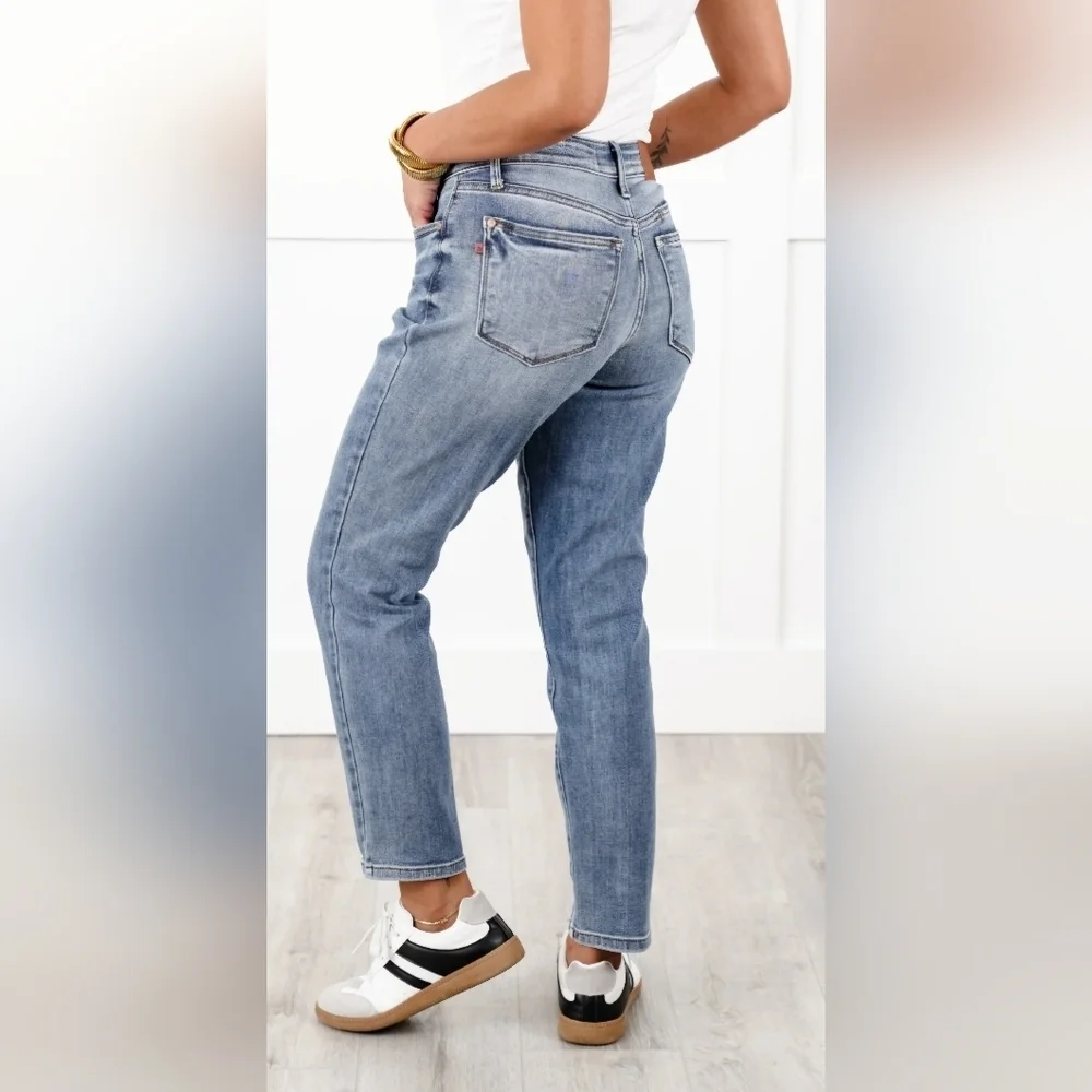 Judy Blue MR Vintage Medium Wash Slim Fit Jeans Cell Phone Pocket Various NEW